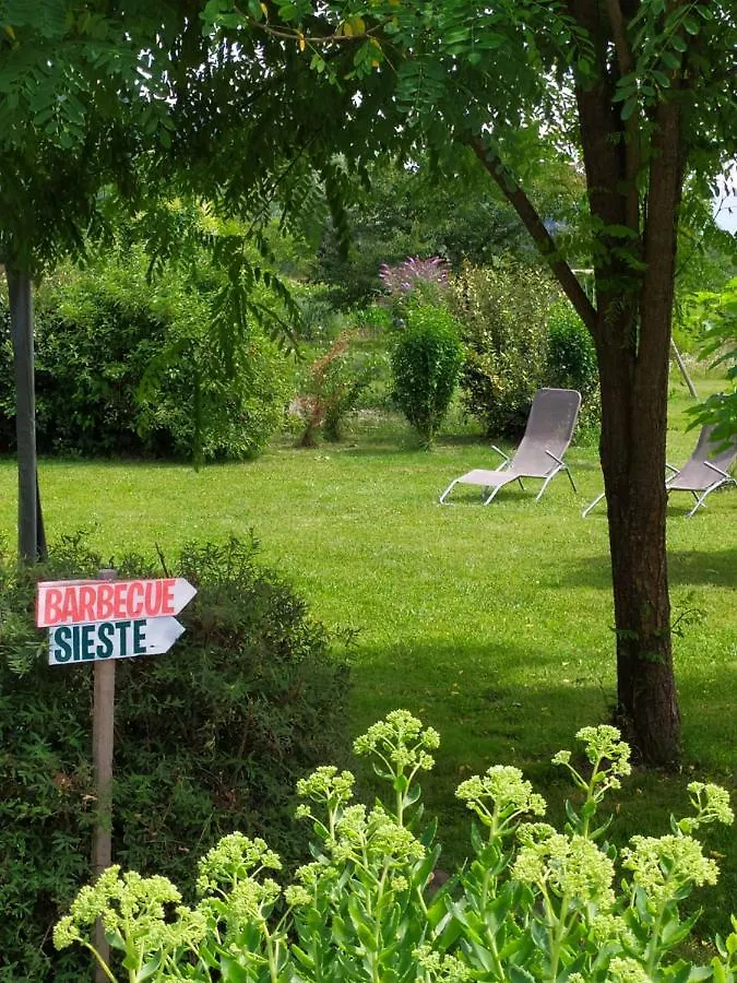 Gite D'Etape Et De Sejour Les Sables Bregnier-Cordon 0*,