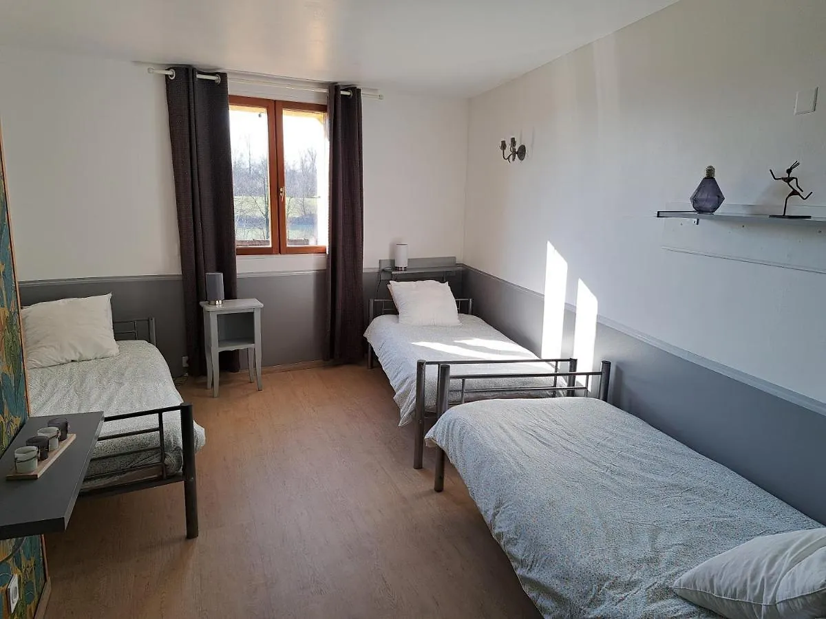 Gite D'Etape Et De Sejour Les Sables Bregnier-Cordon Holiday home